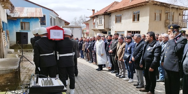 Kaymakamımız Haluk ŞİMŞEK, Kıbrıs Gazisi Adem AKSU’nun Cenaze Törenine Katıldı